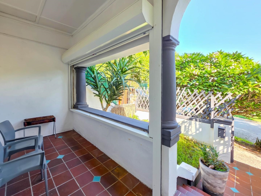 To Let 2 Bedroom Property for Rent in Zonnebloem Western Cape